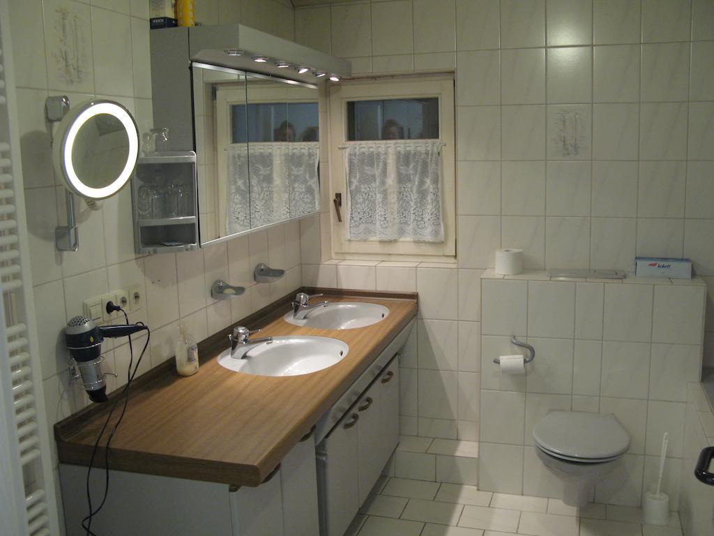 Pension & Apartments Linkemuehle Niederfell Room photo